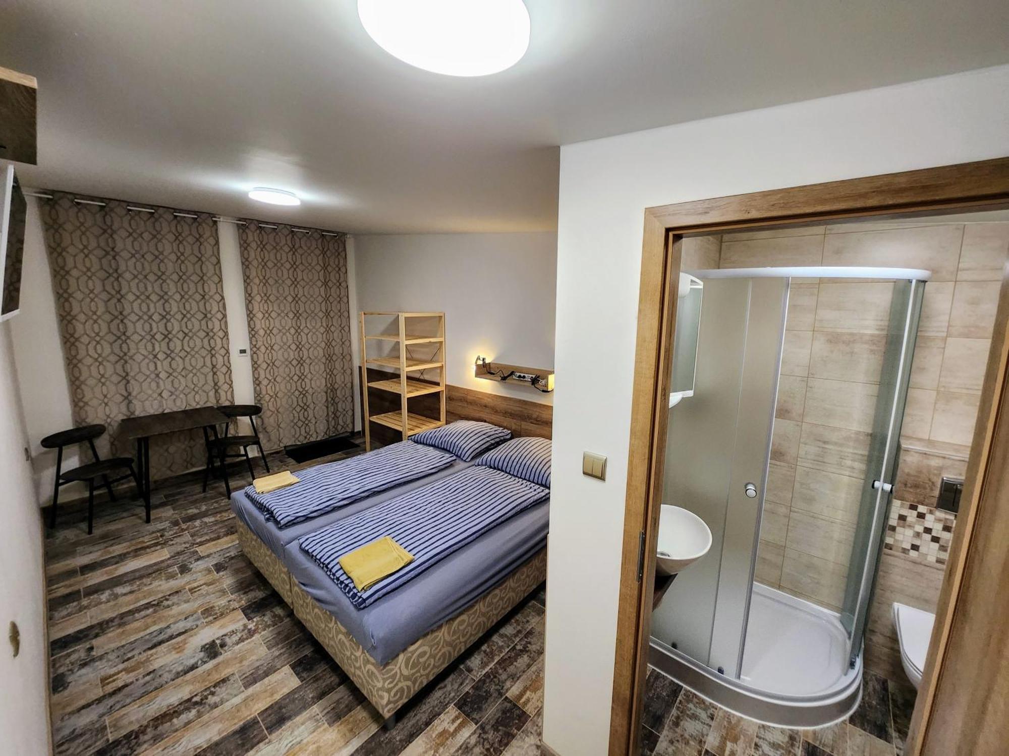 Apartmany Centrum Pavčina Lehota Extérieur photo